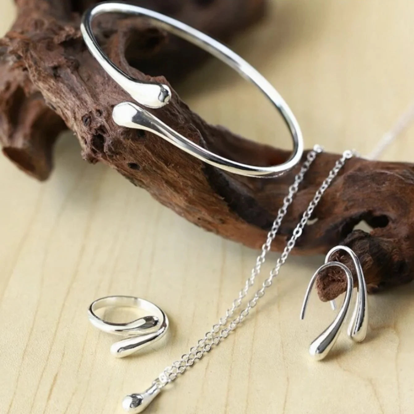 Fashion Teardrop Jewelry Set for Women Ring Necklace Bracelet Earrings