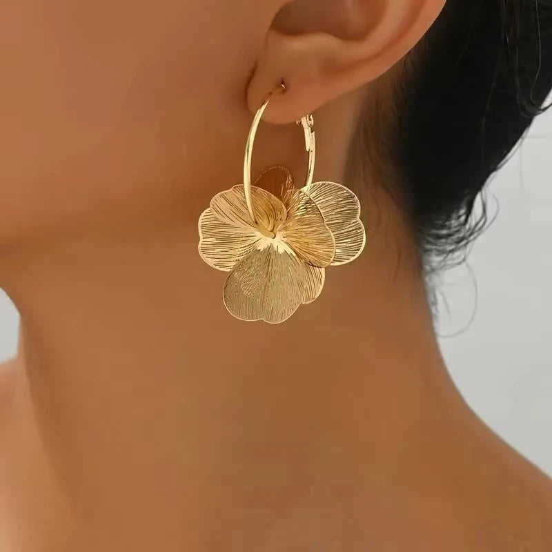 Exquisite Butterfly Flower Pendant Earrings