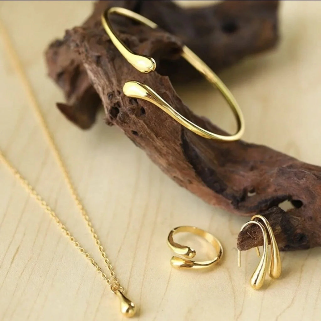 Fashion Teardrop Jewelry Set for Women Ring Necklace Bracelet Earrings