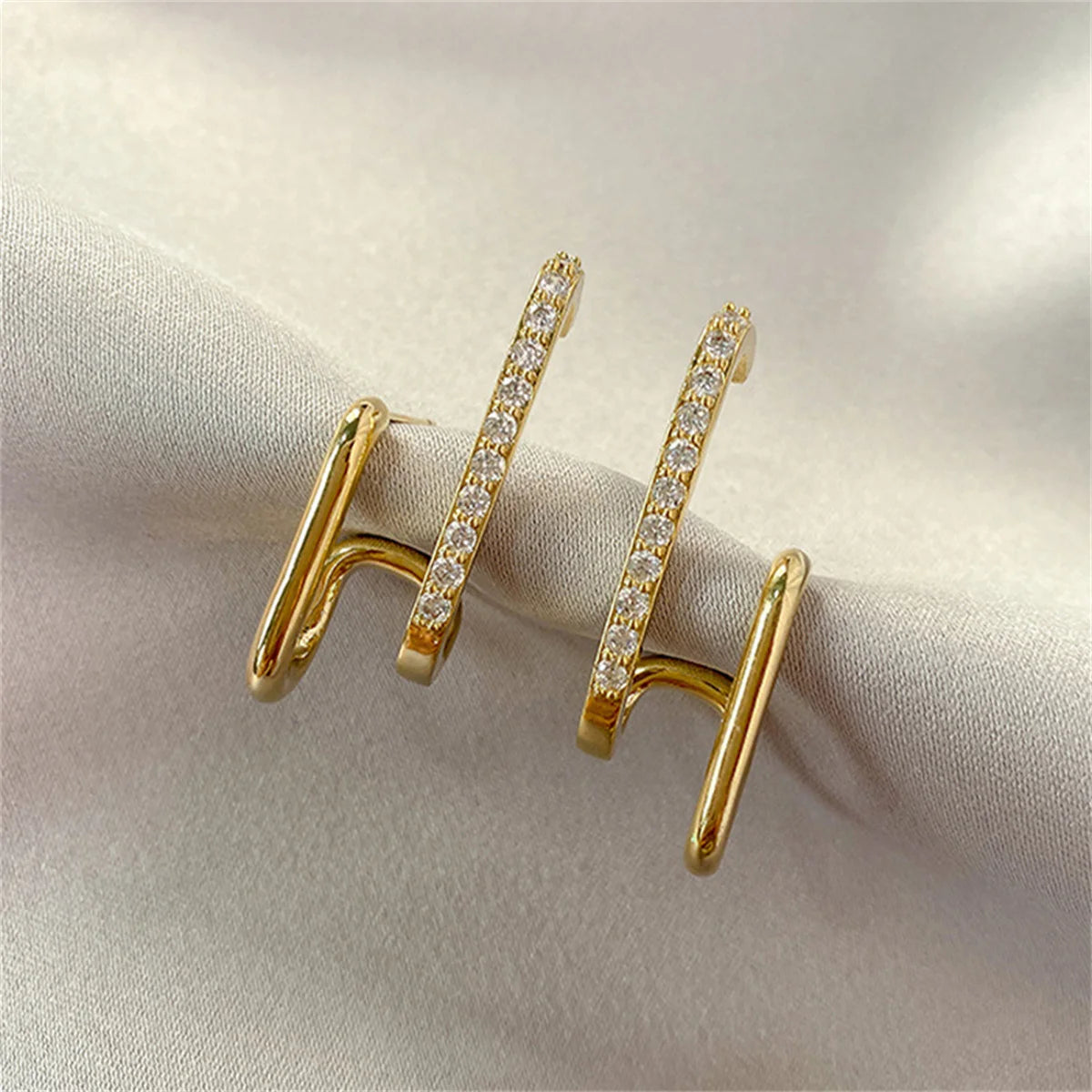 New Design U-shaped Luxury Crystal Earrings