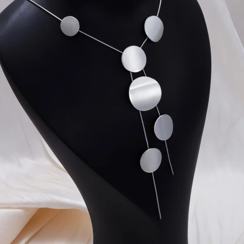 European Fashion Large Round Long Necklace Simple Collarbone Chain