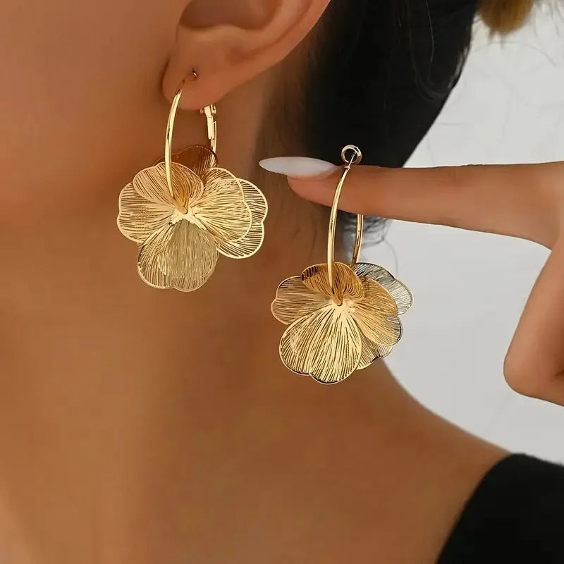 Exquisite Butterfly Flower Pendant Earrings